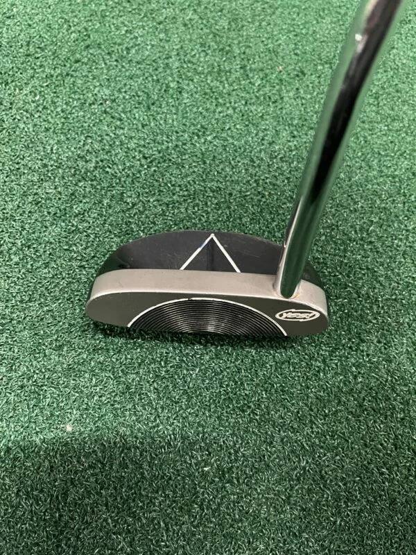 Yes C Groove – Victoria Putter 2 Yes C Groove – Victoria Putter - Image 2