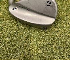 TaylorMade Milled Grind 3 52° Wedge//Stiff