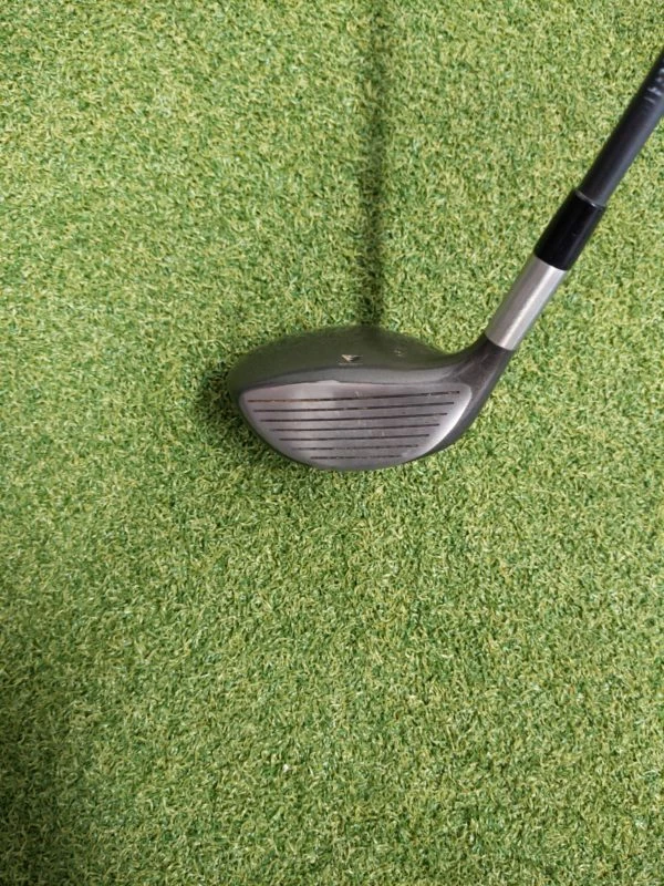 Titleist Pro 975F 16.5 4 Wood// Stiff 2 Titleist Pro 975F 16.5 4 Wood// Stiff - Image 2