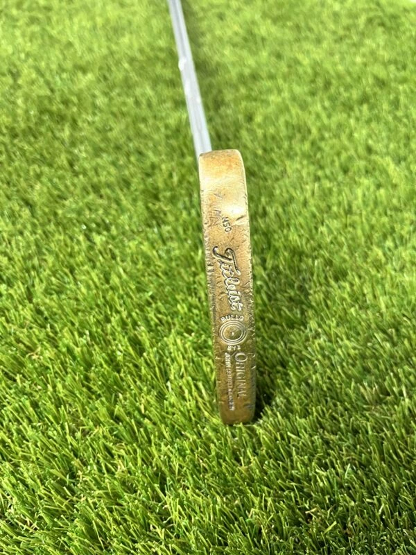 Titleist Bulls Eye Putter // 35 1 Titleist Bulls Eye Putter // 35