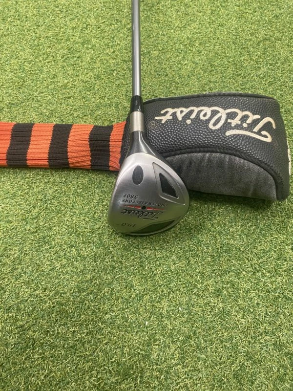 Titleist Pro Trajectory 19° 5 Wood // Reg 1 Titleist Pro Trajectory 19° 5 Wood // Reg