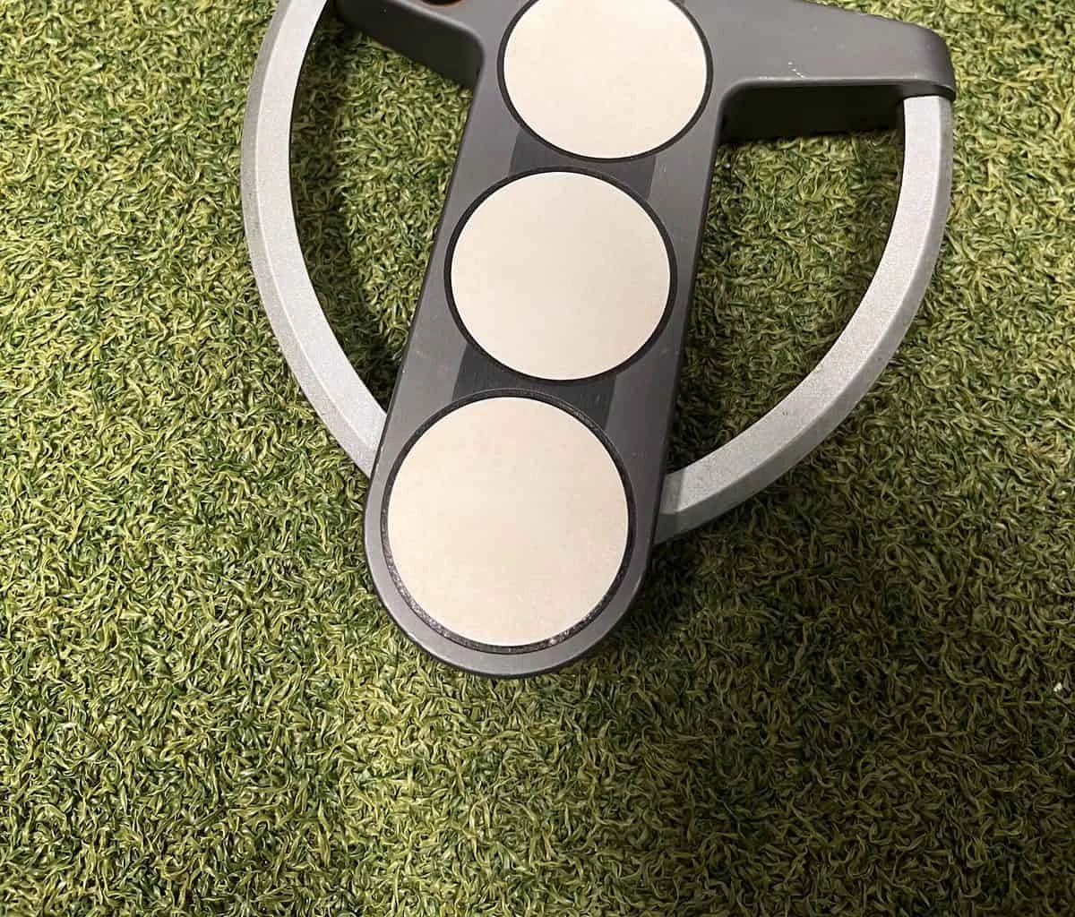 Odyssey White Hot Tri Ball SRT Putter 3 Odyssey White Hot Tri Ball SRT Putter - Image 3