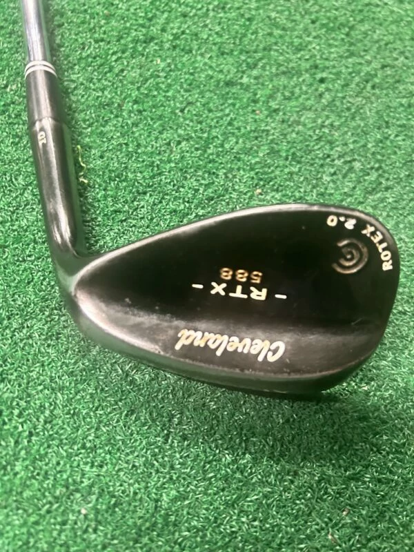 Cleveland RTX 588 52° Wedge 1 Cleveland RTX 588 52° Wedge