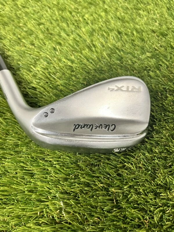 Cleveland RTX 4 48° // Stiff 1 Cleveland RTX 4 48° // Stiff