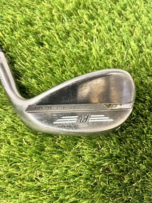 Titleist Vokey SM8 54° Gun Metal Wedge//Wedge Flex 1 Titleist Vokey SM8 54° Gun Metal Wedge//Wedge Flex