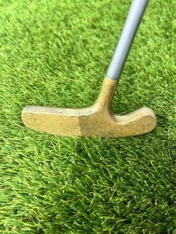 Titleist Bulls Eye Putter // 35 6 Titleist Bulls Eye Putter // 35 -Fairway Woods Sales Shop A90617B5 D418 41FA A4A5 C2C5F416FD99 600x800 2