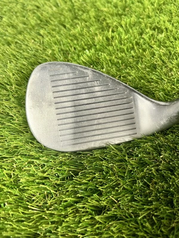 Cleveland CG11 56° Wedge//Stiff 2 Cleveland CG11 56° Wedge//Stiff - Image 2