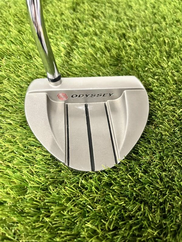 Odyssey White Hot Pro V Line Putter 3 Odyssey White Hot Pro V Line Putter - Image 3