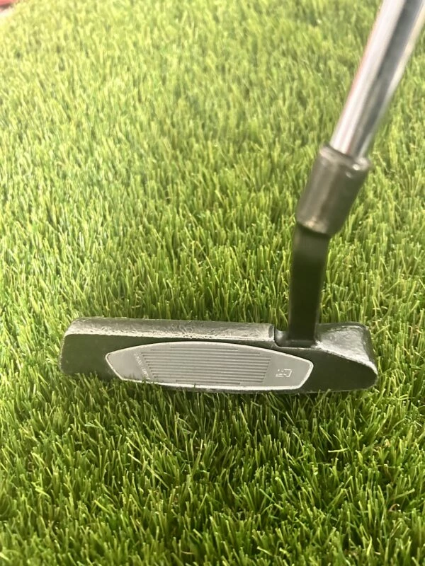 Taylormade Est 79 Putter 33 1/2″ Putter 2 Taylormade Est 79 Putter 33 1/2″ Putter - Image 2