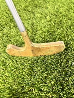 Acushnet Titleist Bulls Eye Putter LH 6 Acushnet Titleist Bulls Eye Putter LH -Fairway Woods Sales Shop D01B743A 6F66 458B 88A7 9950A5BAA6B1 600x800 1