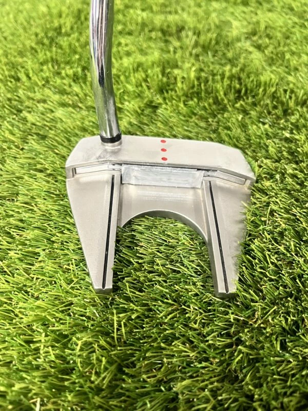 Odyssey White Hot XG No7 Putter 3 Odyssey White Hot XG No7 Putter - Image 3
