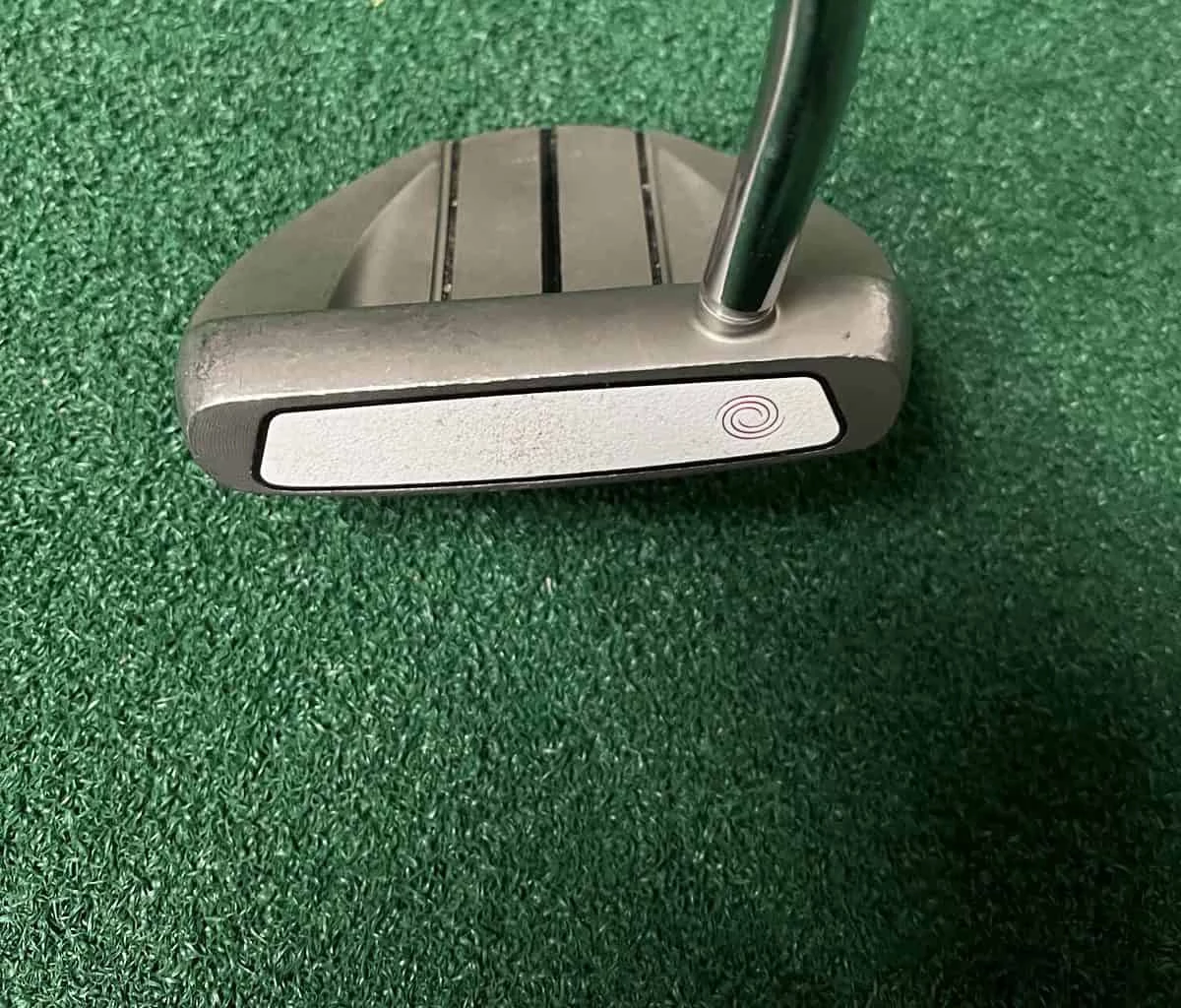 Odyssey WhiteHot Pro V-Line Putter 2 Odyssey WhiteHot Pro V-Line Putter - Image 2