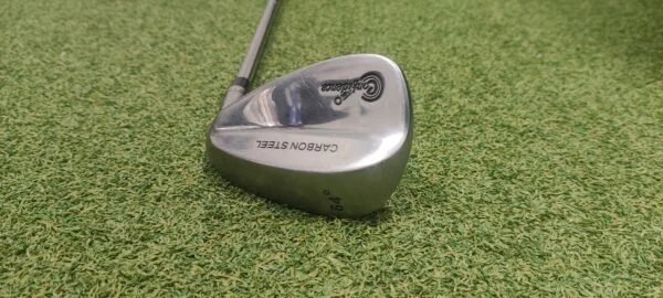 Confidence 64° Wedge // Wedge Flex 1 Confidence 64° Wedge // Wedge Flex