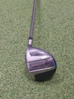 Taylormade 200 Steel 2 Wood // Reg