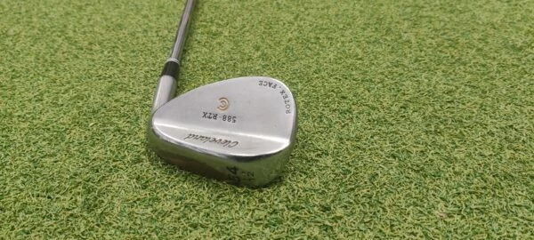 Cleveland 588 RTX 54° Wedge // Wedge Flex 1 Cleveland 588 RTX 54° Wedge // Wedge Flex