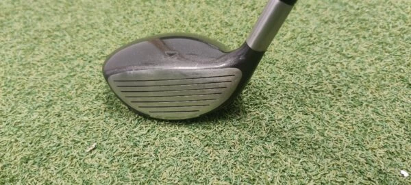 Titleist Pro Trajectory 975F 13.5° // Stiff 2 Titleist Pro Trajectory 975F 13.5° // Stiff - Image 2