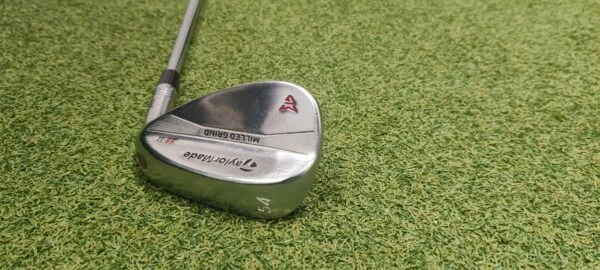 Taylormade Milled Grind 54° Wedge 1 Taylormade Milled Grind 54° Wedge
