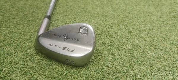 Wilson FG-Tour 52° Gap Wedge 1 Wilson FG-Tour 52° Gap Wedge