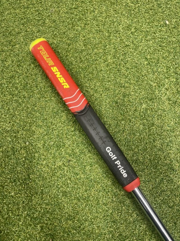 Odyssey Black Serie Putter 01 4 Odyssey Black Serie Putter 01 - Image 4