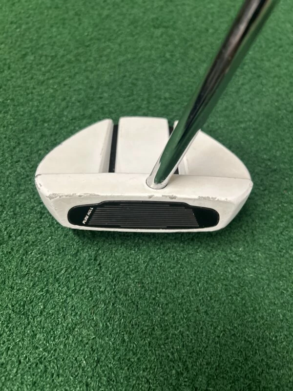 TaylorMade Ghost Manta Putter 2 TaylorMade Ghost Manta Putter - Image 2