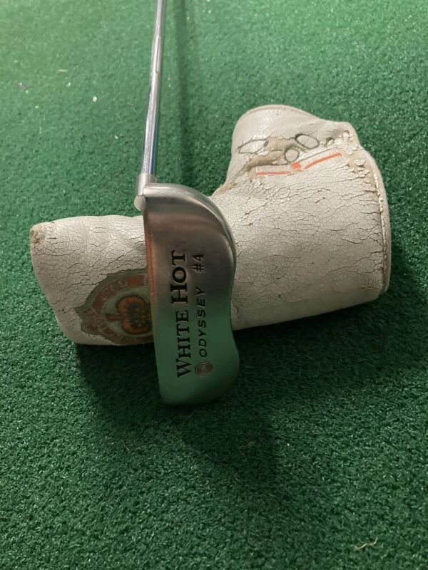 Odyssey White Hot 4 Putter 1 Odyssey White Hot 4 Putter