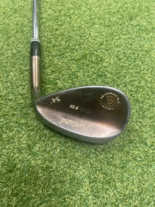 Cleveland CG15 54° Wedge // Wedge Flex 1 Cleveland CG15 54° Wedge // Wedge Flex